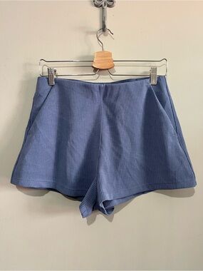 Lululemon Ribbed Softstreme High-Rise Short 2" Oasis Blue size 8